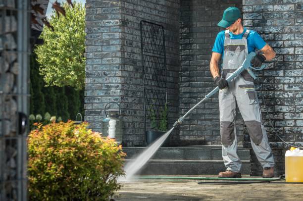 Best Playground Equipment Cleaning  in Middleburg Heights, OH